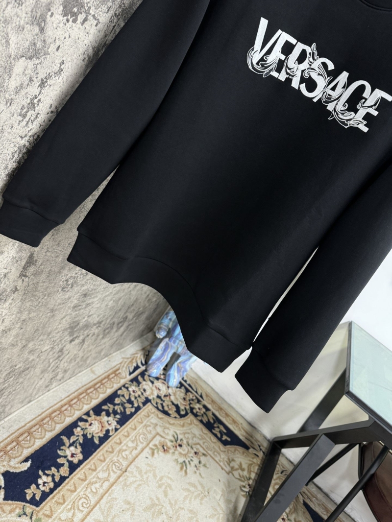VERSACE